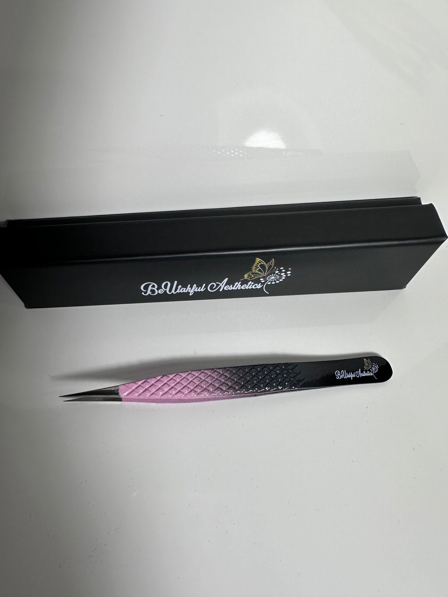 Straight isolation tweezer